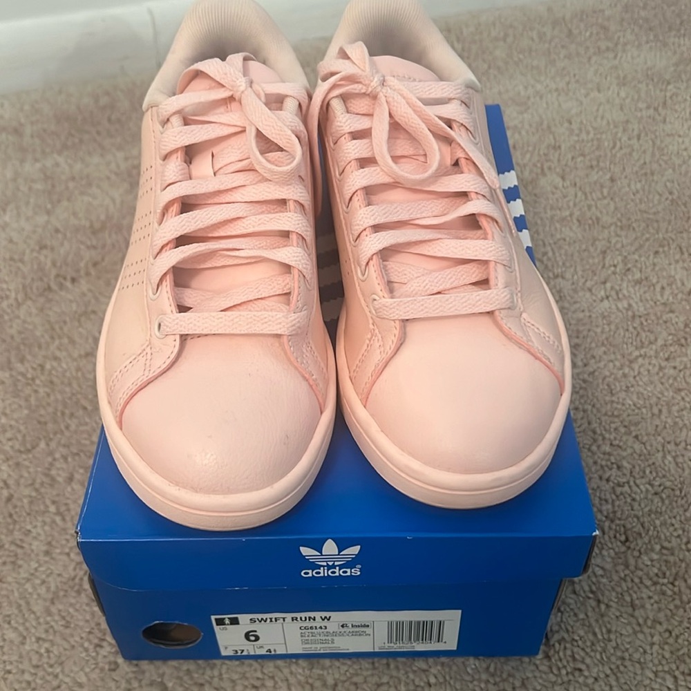 Michael Kors sneakers